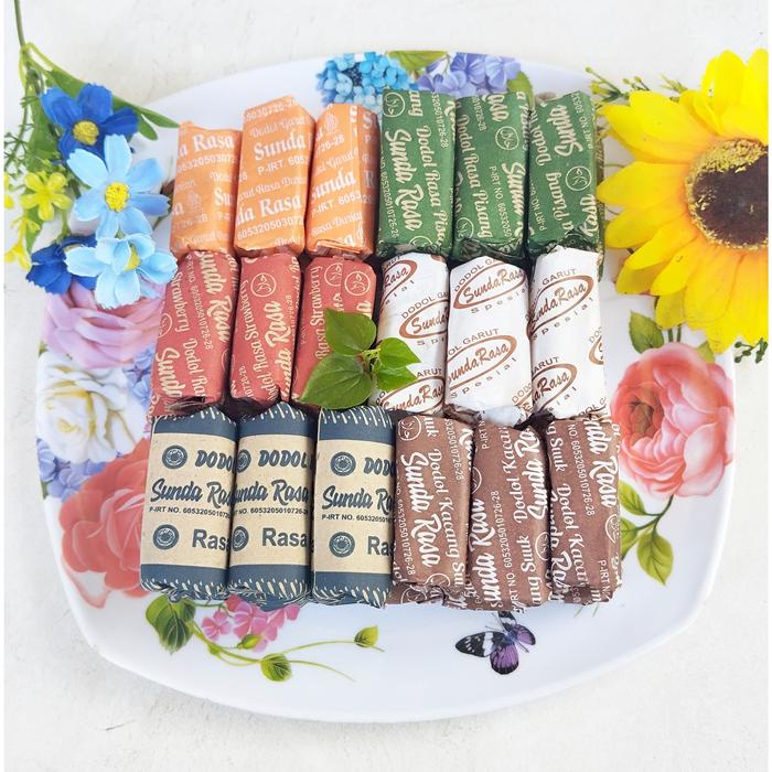 

Dodol Batik Mix 7 Rasa Makanan Khas Garut Spesial