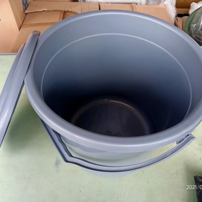 New Ember Plastik 4 galon+Tutup/Ember Tutup 4 galon/Ember Abu-Abu 4 galon Berkualitas