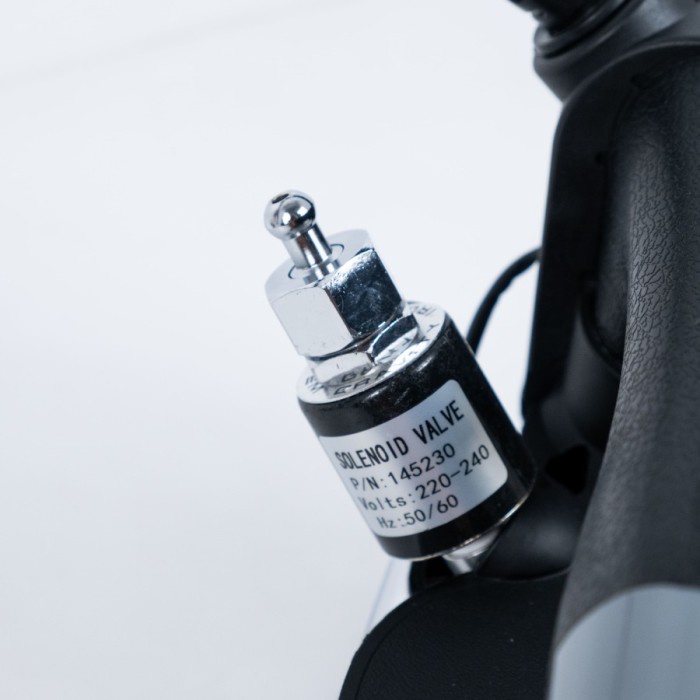 Setrika Uap Listrik Sewoong ES-300 / Sewoong PEN-ES300 LaundrY / Gosokan Uap Merk Sewoong DiskonJual