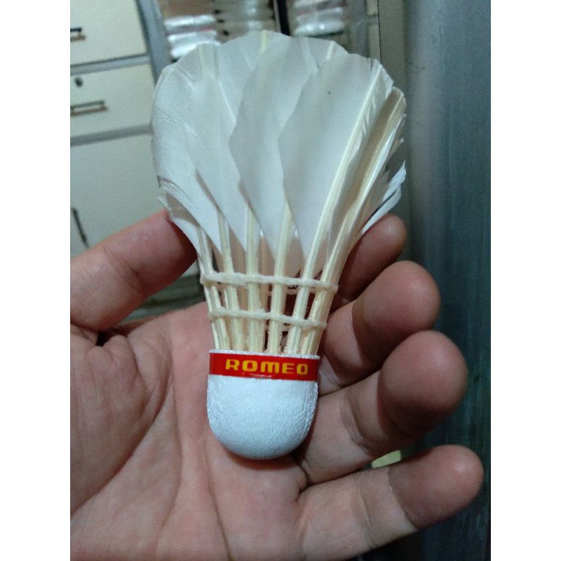 AB Romeo Kuning (100% Original) 1pc Kok Badminton