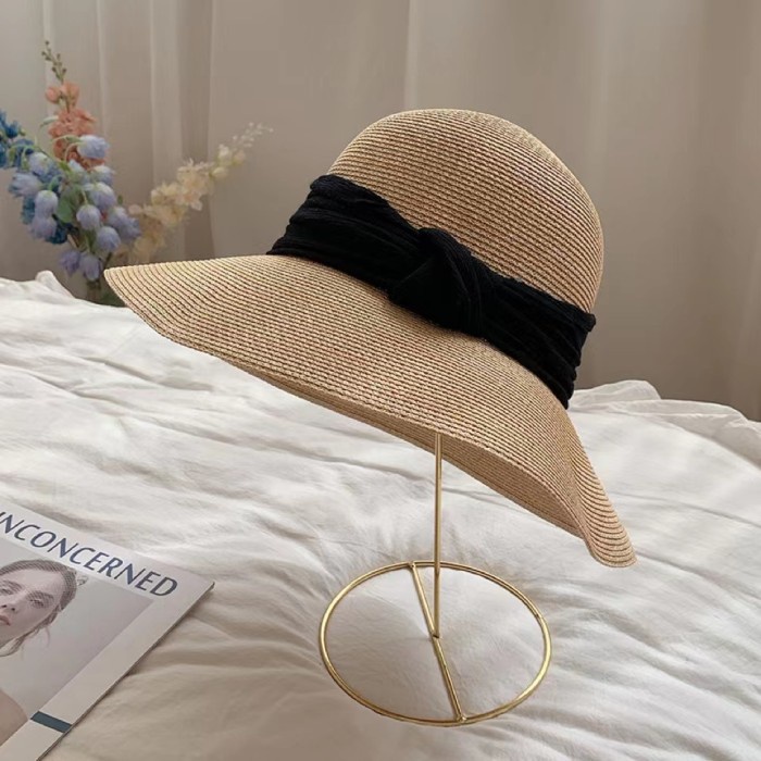 Premium Beach Hat Ribbon Topi Pantai Wanita Import Murah / Straw Hat