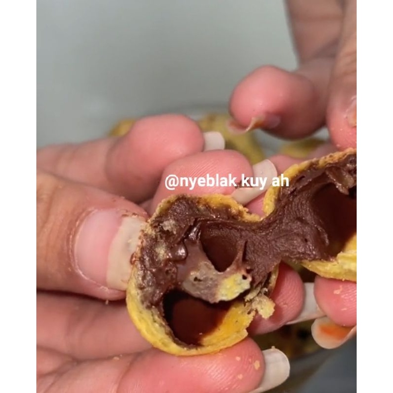 

HJ SUS KERING COKLAT/SOES KERING COKLAT LUMER 500gram
