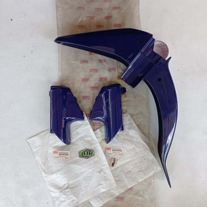 Slebor Spakbor Fender depan yamaha F1ZR warna Ungu DVC Original
