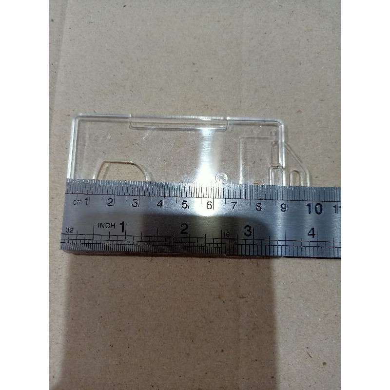 

FRAME ID CARD ACRYLIK / KOTAK ID CARD TEMPAT ID CARD HOLDER 100 PCS/PAK