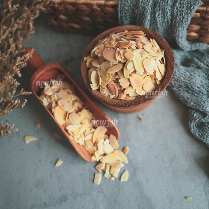 

Roasted Almond Slice 1kg