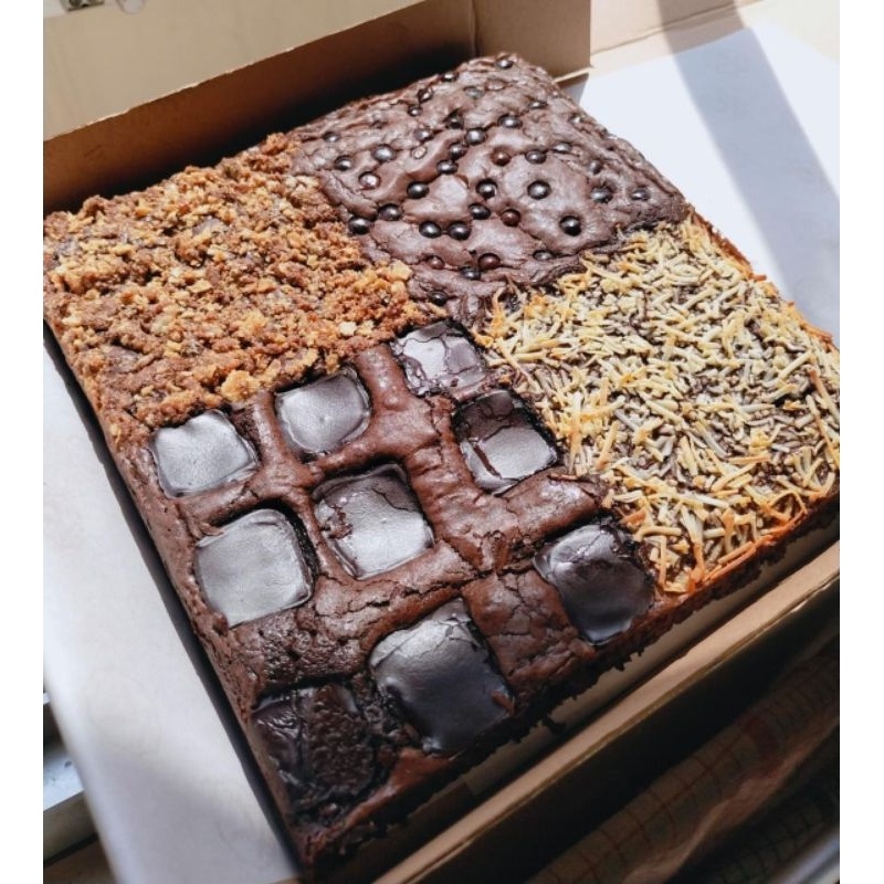 

HJ HEMAT D - FUDGY BROWNIES