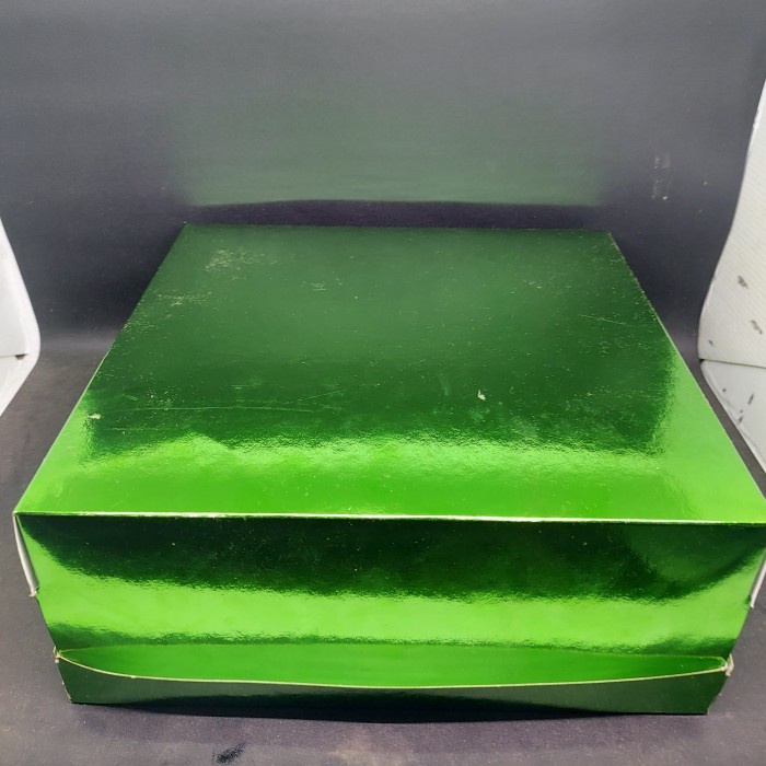 (Good) Dus lebaran Kotak Kue hijau 22 x 22