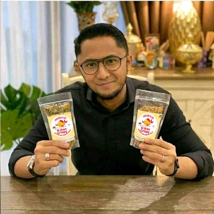 

BABY FISH WADER CRISPY DAUN JERUK Gurih Crispy Cemilan Gurih Renyah Bergizi Organik Alami Keripik