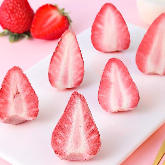 

URSNACKS Freeze Dried Strawberry - Snack Keripik Buah Stroberi 22gr