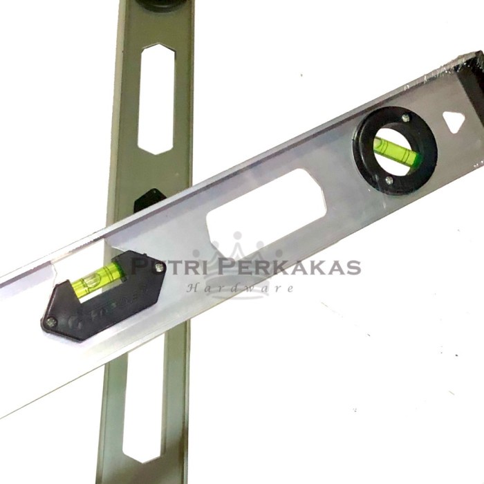 (Good) Waterpas Freder 24 in Waterpass Alumunimum