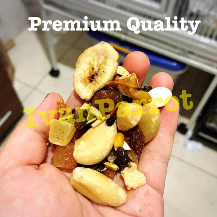 

Exotic Fruit 1Kg + 100Gr Versele Laga Buah Kering Burung Parrot