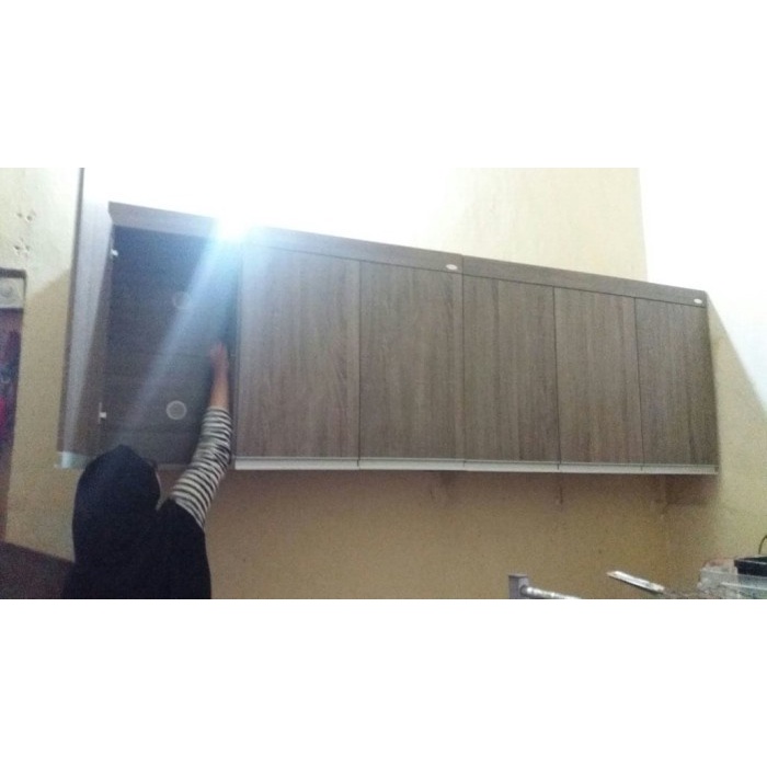 Lemari Dapur Atas / Lemari Dapur Gantung 3 Pintu Modern Minimalis