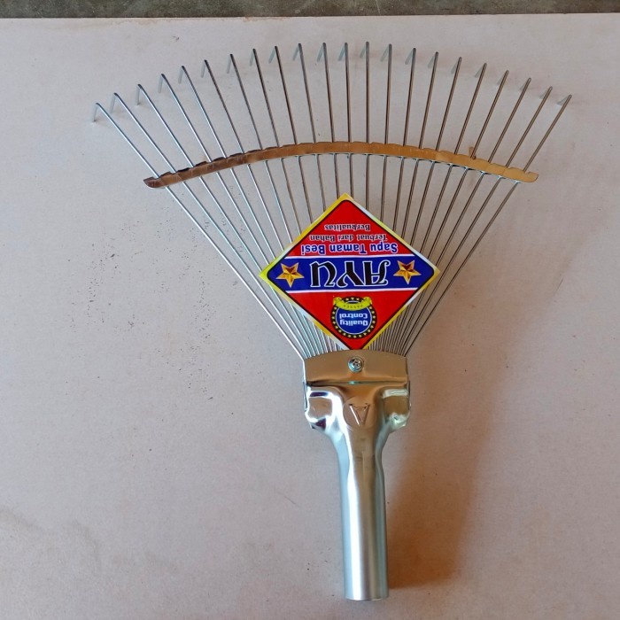 (Good) sapu taman besi/sapu garuk/sapu daun kering