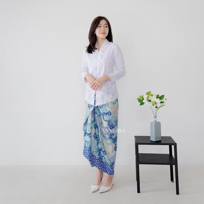 Kebaya Putih Modern Lengan Panjang (Mora) New