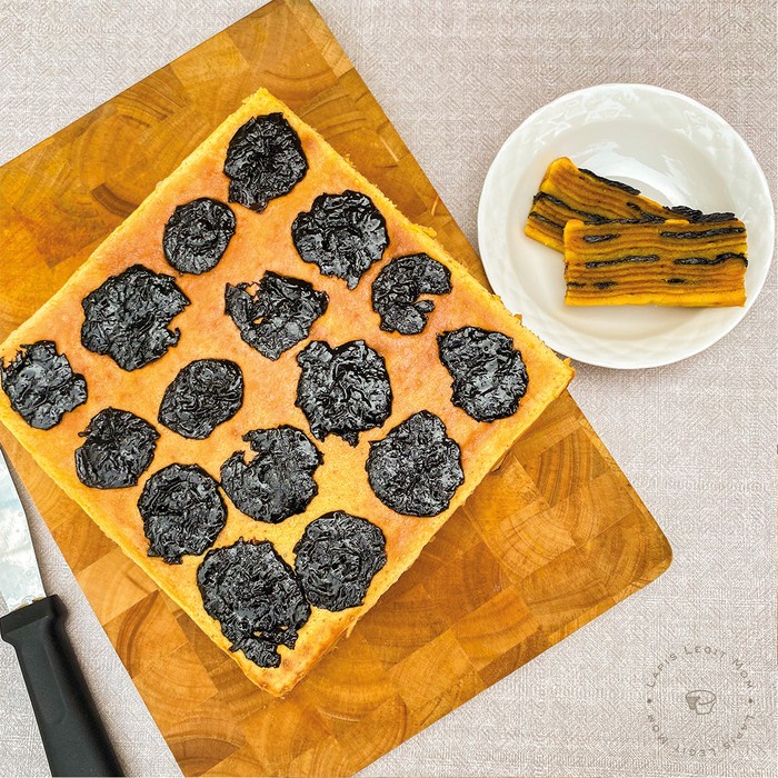 

Lapis Legit Prunes Kotak (20x20cm) - Lapis Legit Mom