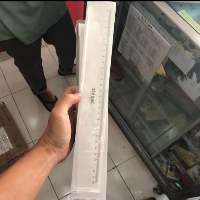 

Penggaris Ziegel 30 Cm