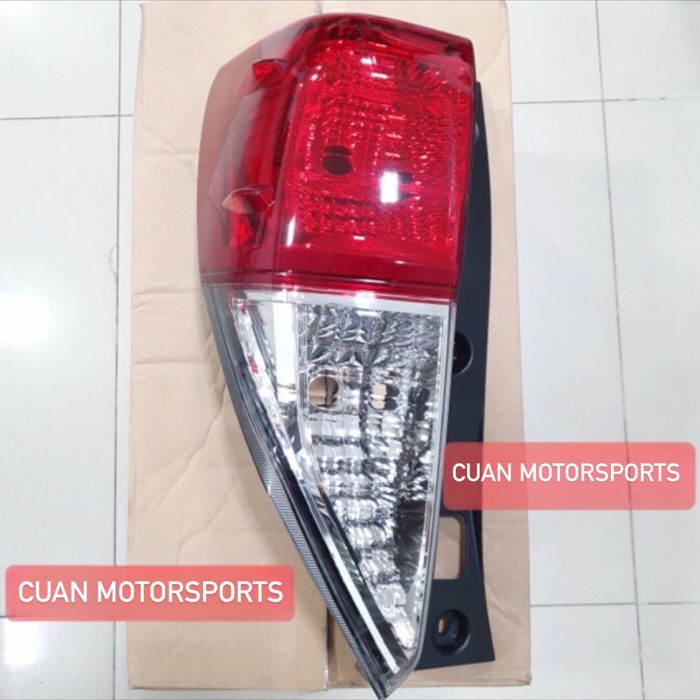 BISA GOSEND LAMPU STOP STOP LAMP KIRI TOYOTA INNOVA REBORN 2016