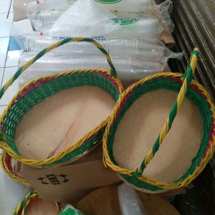 TERPERCAYA Keranjang Rotan Bulat / Keranjang Buah Parcel