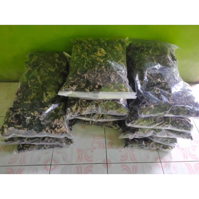 

Makanan Tradisional Jamur Kuping Kering