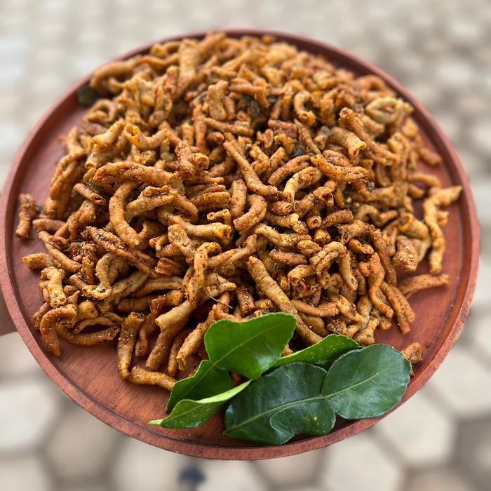 

JTTOP" KERIPIK USUS CRISPY ANEKA RASA 250 GRAM FOOD SNACK