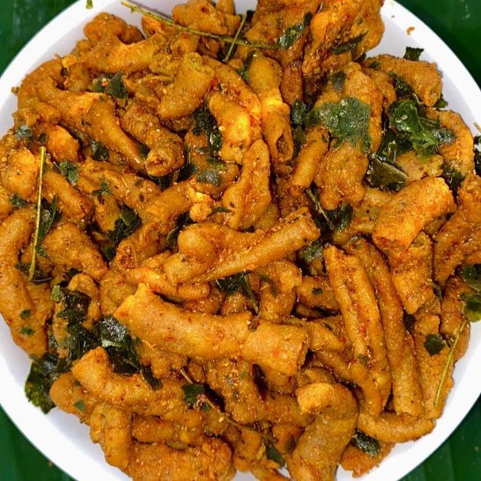 

JTTOP" KRIPIK USUS AYAM CRISPY EXTRA PEDAS DAUN JERUK 250GR TERLARIS
