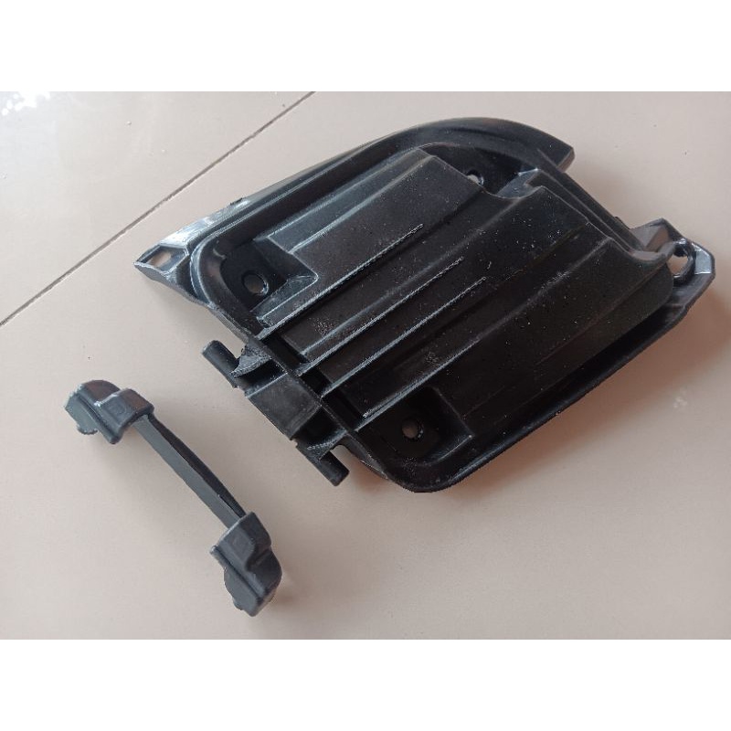 laci Scoopy 2023 laci dalam engsel scoopy tahun 2023 sd 2024 dudukan tutup laci Scoopy tahun 2023 sd