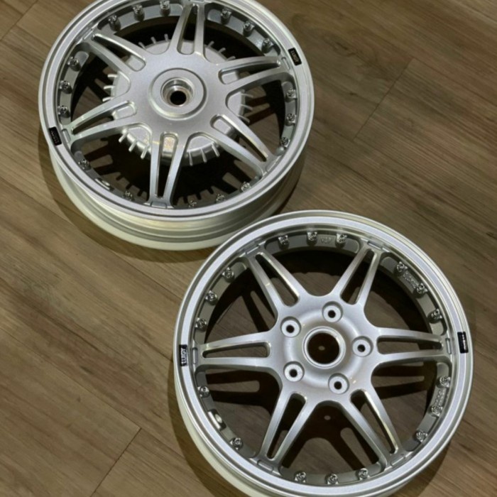 trade in velg luigy cs-05 silver w126 vespa sprint euro primavera r12