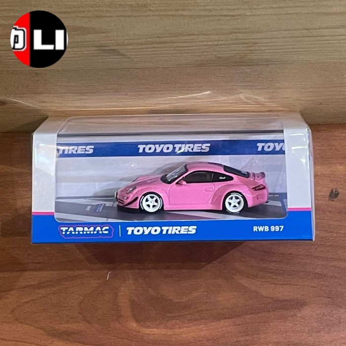 TARMAC WORKS RWB 997 PINK TARMACWORKS