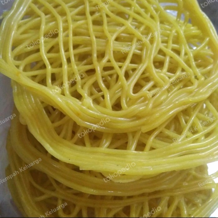 

Kerupuk Kuning mentah 500gram