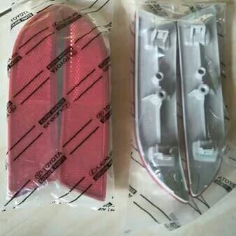 Lampu Reflektor Variasi Bemper Belakang All New Avanza Xenia Original Kode 069