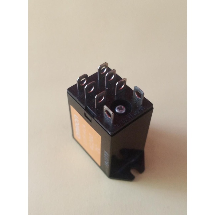 RELAY RILAY OMRON LY2F ACA AC200 AC DAIKIN