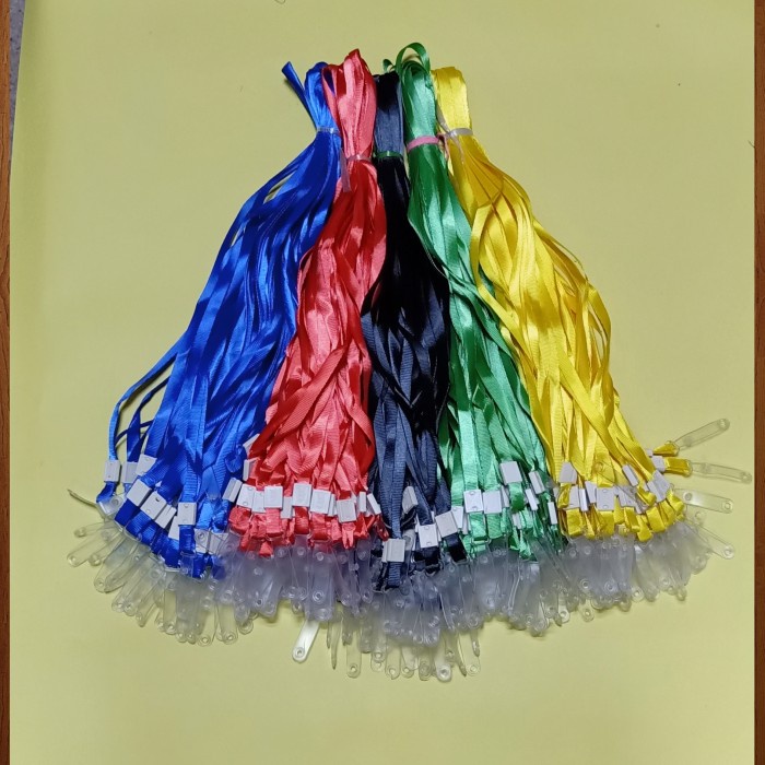 

pintar- Tali id kilap 1cm kancing karet isi 100pcs