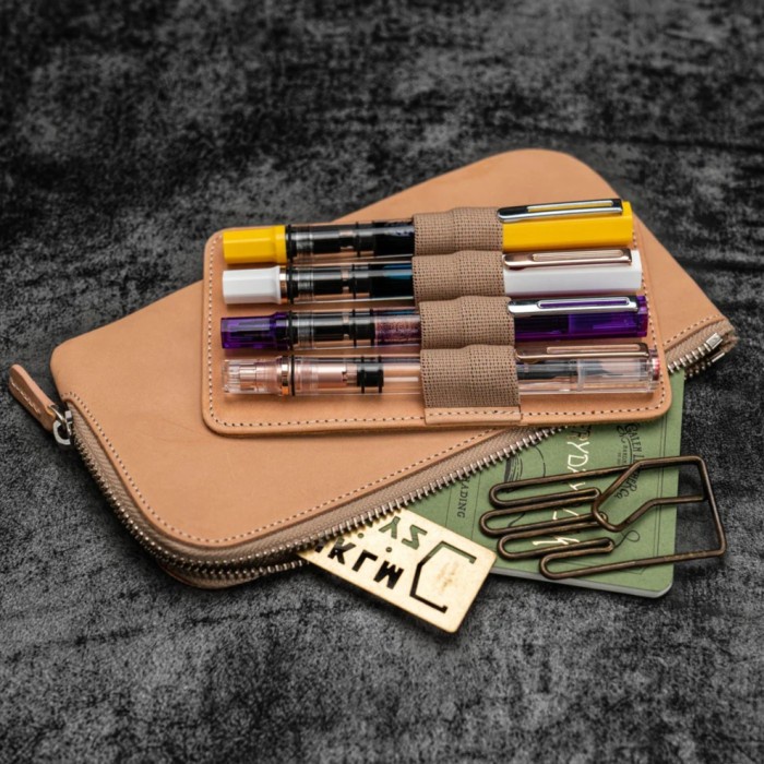 

GALEN LEATHER LEATHER SLIP-N-ZIP 4 SLOTS ZIPPERED PEN POUCH