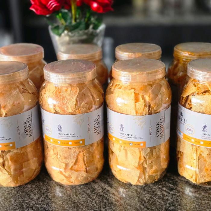 

..... Opak Sampeu Sutra Cassava Chips