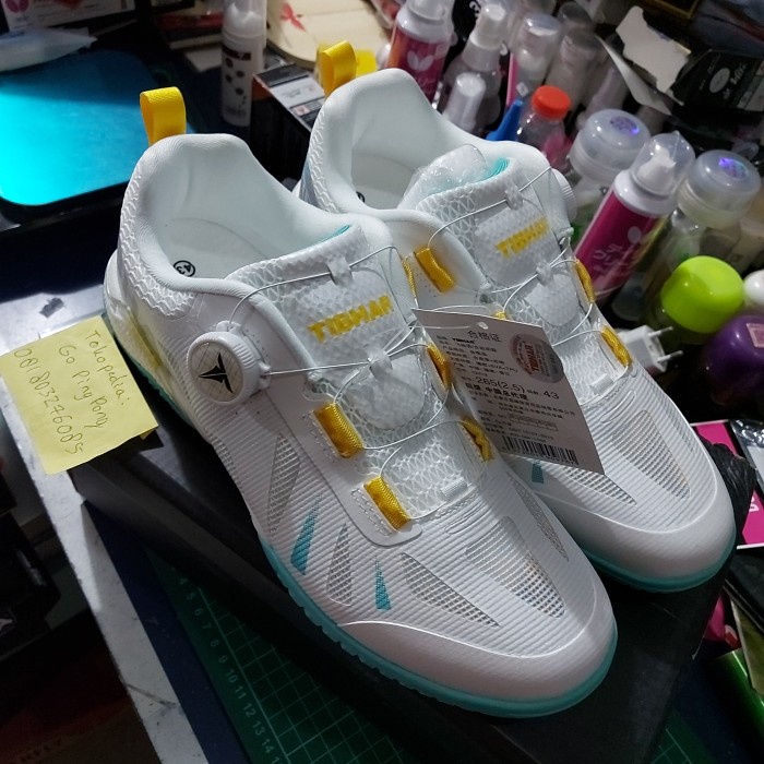 sepatu tibhar boa (tanpa mengikat tali sepatu)