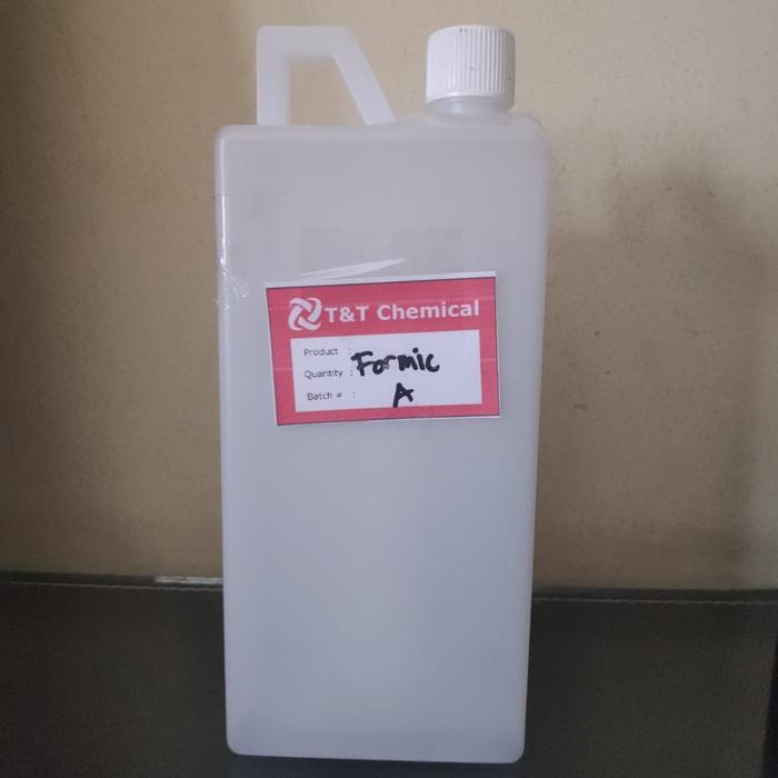 

Lezat- Formic Acid Asam Semut 90% 1Kg