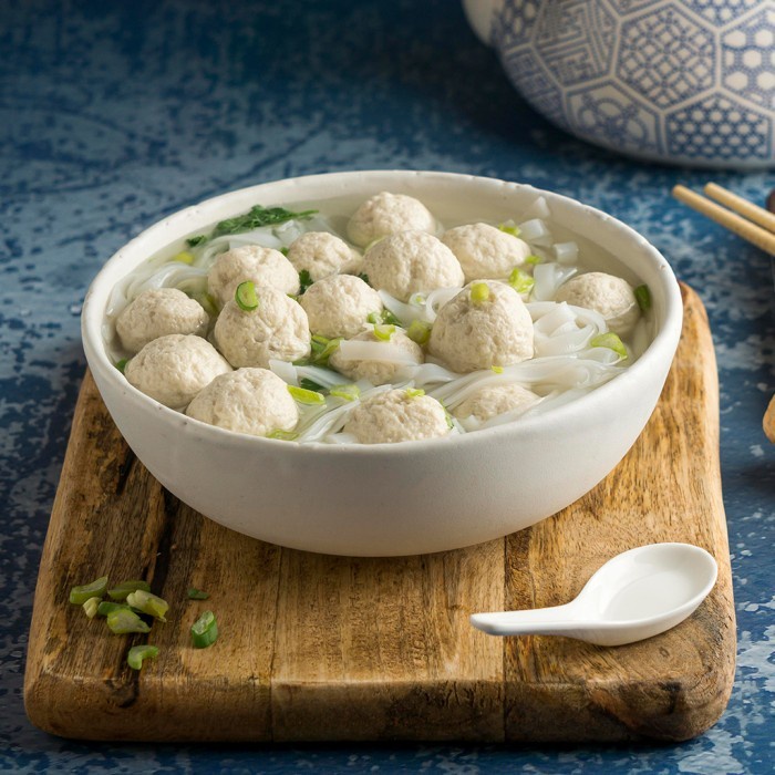 

Lezat- Bakso Sapi SULE A1 Isi 50 PCS - Baso Karawaci Beef Meatballs