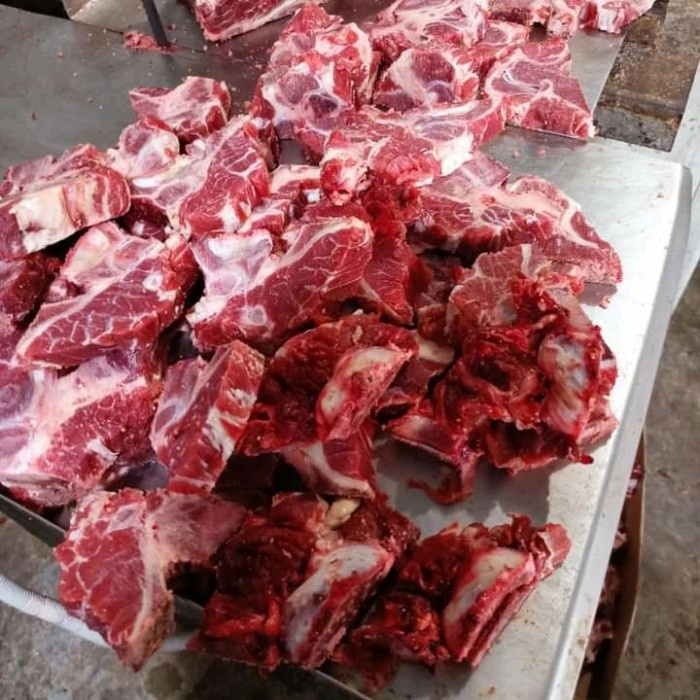 

Lezat- Iga Sapi Segar / Iga Backbone Nolan / Beef Backbone Nolan Import 1kg