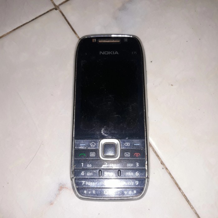 hp nokia e75 bekas *