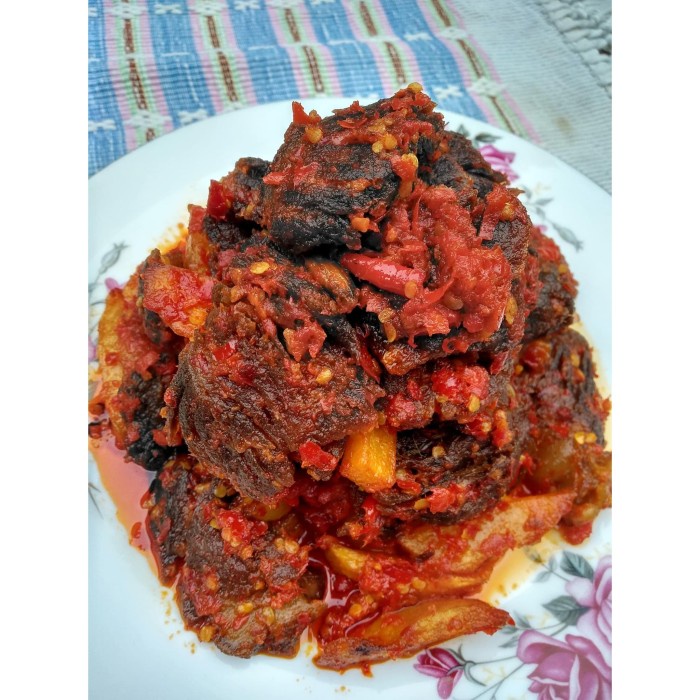 

Hot Sale Dendeng Balado 500Gr (10 Potong) Readyy