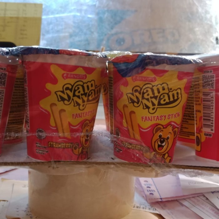 

(TopSeller) nyam nyam fantasy stick isi 12 cup/ pack