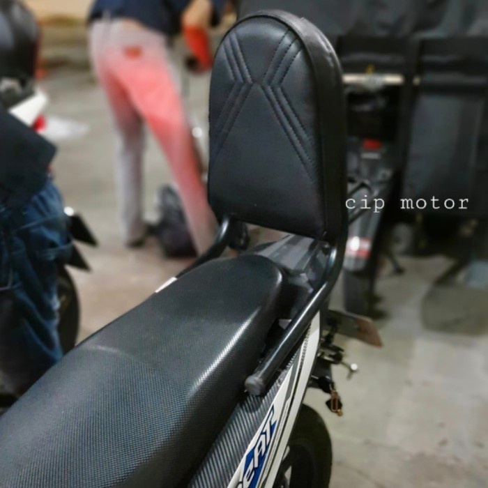 Sandaran Jok Motor Beat Karbu Old Beat Fi Pop Beat New Beat Street Deluxe 2008-2025