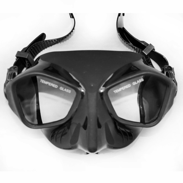 Extreme low volume spearfishing diving mask black silicone skirt