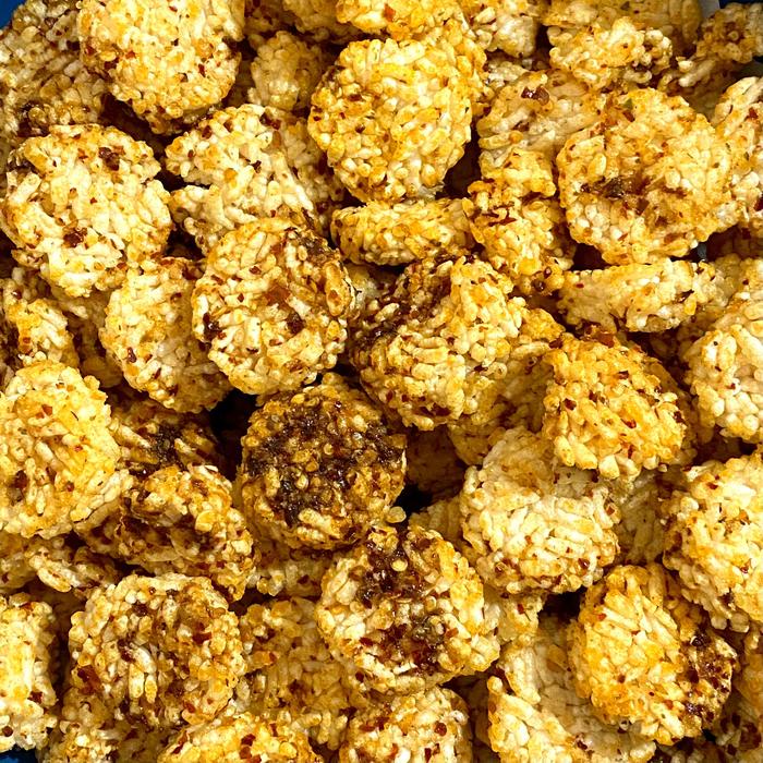 

[PROMO OPENING] RENGGINANG Pedas Daun Jeruk 300 gram Snack luget Asin