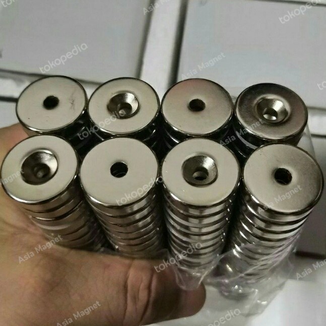 

New Magnet Ring Neodymium 15x2mm lubang hole 4/7mm