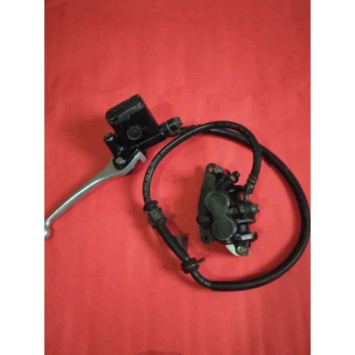 [BCS] Kaliper Master Rem Depan Vario 110 Karbu Original Copotan