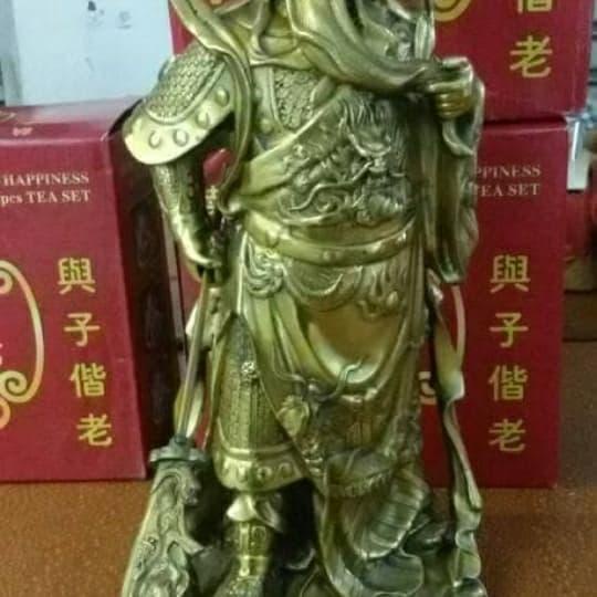 patung rupang Kwan kong kuningan