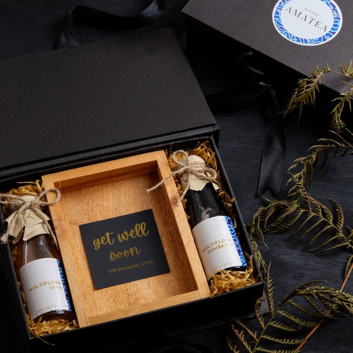 

Peno_Hay TheOrganicStop Hamper Kado Parcel : 'Gift of Honey