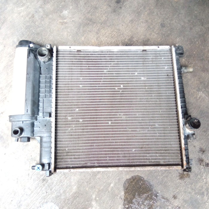 Radiator Original Bmw E36 318I 320I 323I (2Nd)
