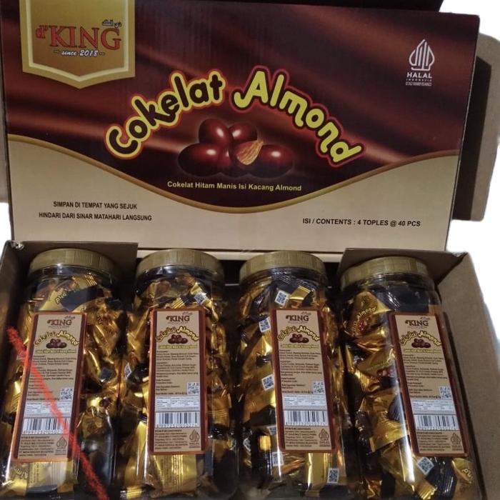 

Kuliner.Kita Coklat Almond D'King 1 Dus Isi 4 Toples Food Snack Chocolate